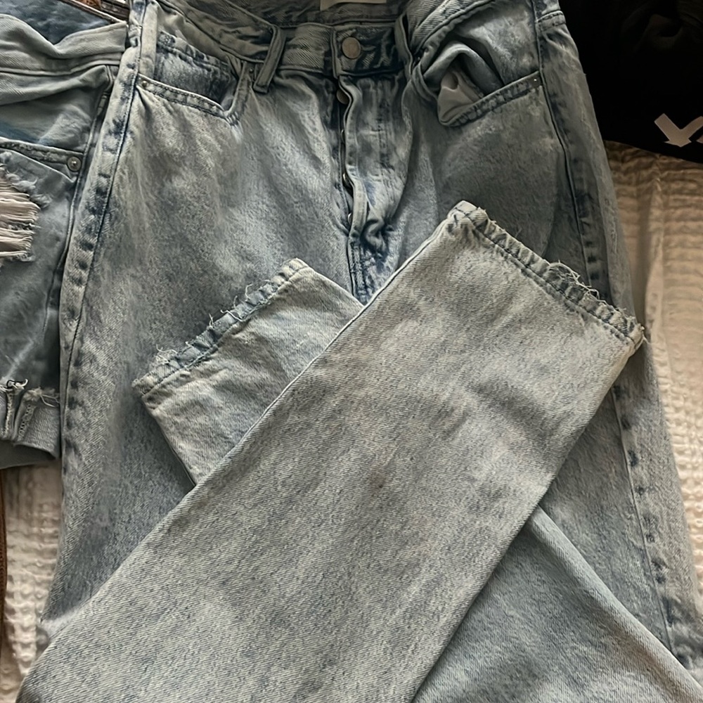 light wash jeans